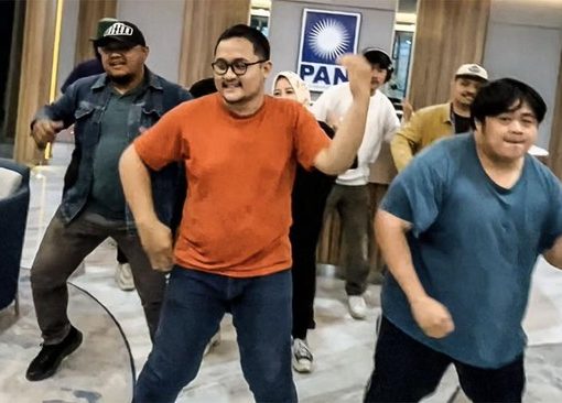 Joget Gemoy ala PAN.