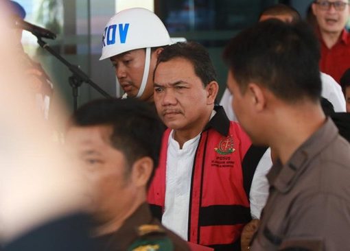 Kejagung menyebut Achsanul Qosasi menerima duit Rp40 miliar terkait perkara dugaan korupsi BTS BAKTI Kominfo pada Juli 2022 di sebuah hotel di Jakarta.