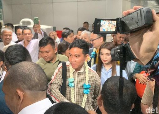 Gibran tiba di Medan.