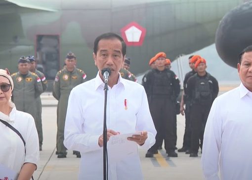 Presiden Jokowi, Menlu Retno dan Menhan Prabowo.