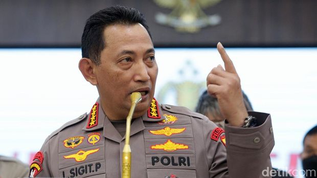 Indonesia Corruption Watch (ICW) menilai Kapolri Jenderal Listyo Sigit Prabowo harus turun tangan menangani kasus dugaan pemerasan oleh pimpinan KPK terhadap mantan Menteri Pertanian Syahrul Yasin Limpo (SYL).