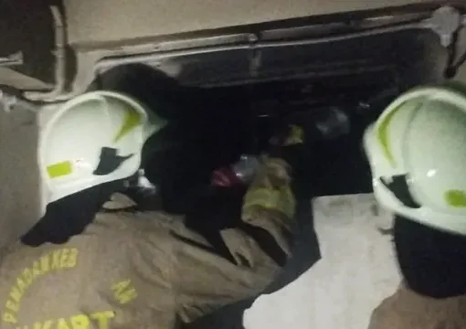 Kebakaran terjadi di Rooftop Blok M Square, Jalan Melawai, Kelurahan Melawai, Kecamatan Kebayoran Baru, Jakarta Selatan, Senin (18/12/2023).