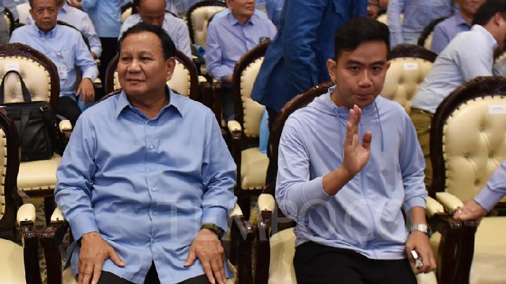 Calon presiden Prabowo Subianto bersama calon wakil presiden Gibran Rakabuming Raka.