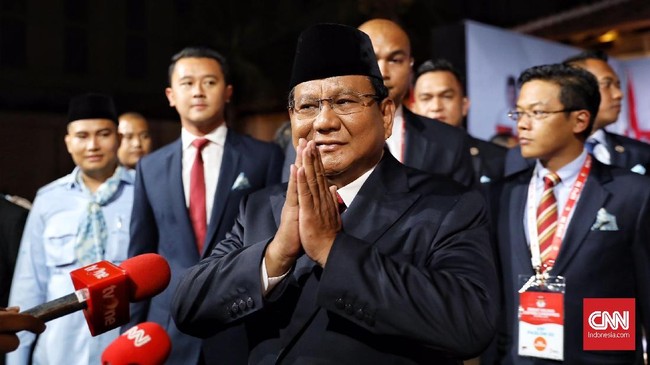 Menhan Prabowo minta maaf di Aceh.