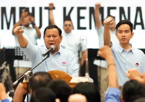 Calon presiden Prabowo Subianto bersama calon wakil presiden Gibran Rakabuming Raka.