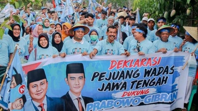 Ratusan pejuang Wadas Jawa Tengah mendeklarasikan dukungan kepada paslon nomor urut 2 Prabowo Subianto-Gibran Rakabuming Raka.