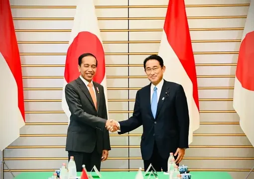 Presiden Joko Widodo atau Jokowi dan Perdana Menteri (PM) Jepang Kishida Fumio.