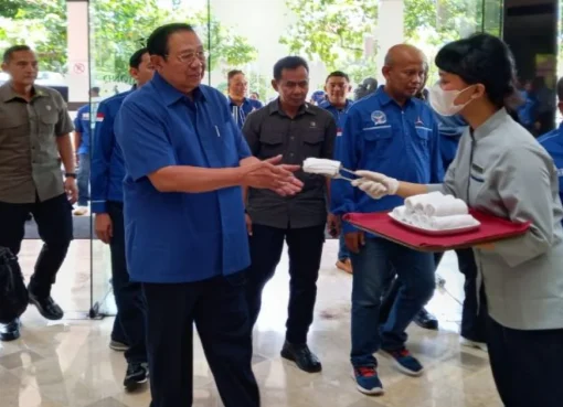 Ketua Majelis Tinggi Partai Demokrat Susilo Bambang Yudhoyono (SBY) di Sleman.