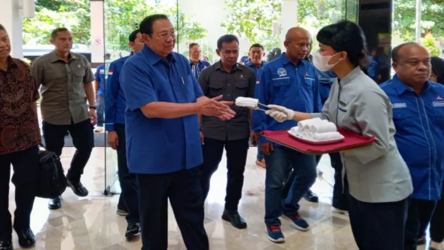 Ketua Majelis Tinggi Partai Demokrat Susilo Bambang Yudhoyono (SBY) di Sleman.