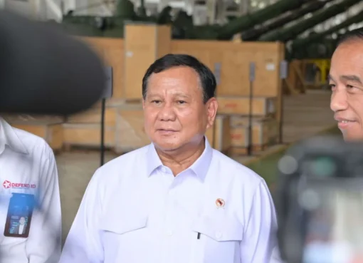 Prabowo bersama Presiden Jokowi.
