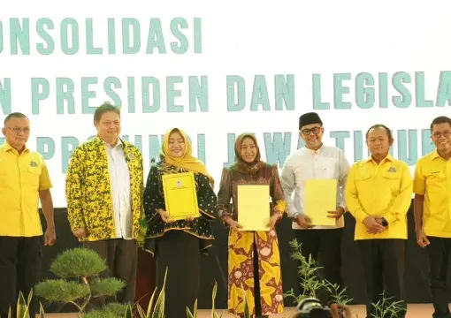 Ketua Umum Partai Golkar Airlangga Hartarto mengeluarkan surat perintah tentang penunjukan Muhammad Haris sebagai bakal calon bupati Probolinggo pada Pilkada 2024.