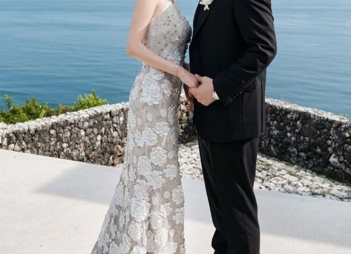 'Pramugari Tercantik di Dunia' dan suaminya penyanyi terkenal.