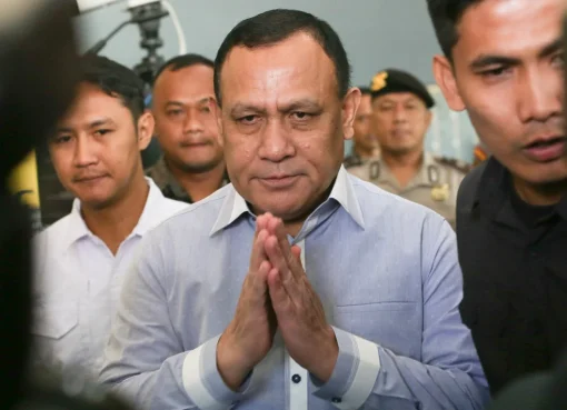 Firli Bahuri mundur.